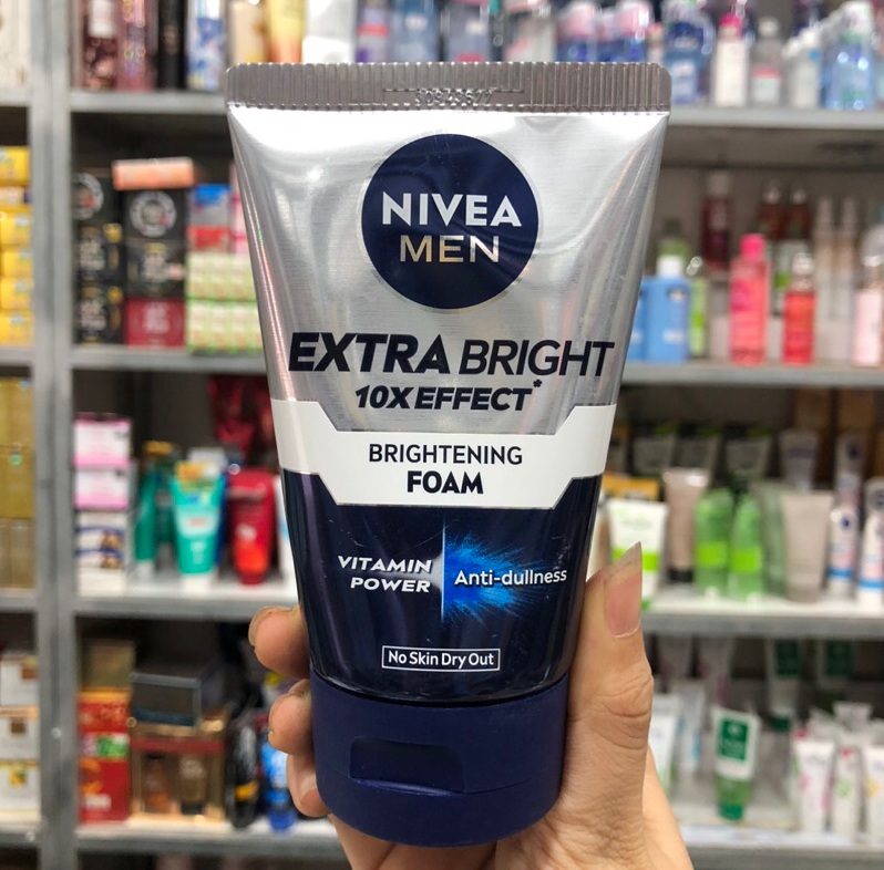 Sữa rửa mặt sạch nhờn Nivea Men Oil Control Facial Foam