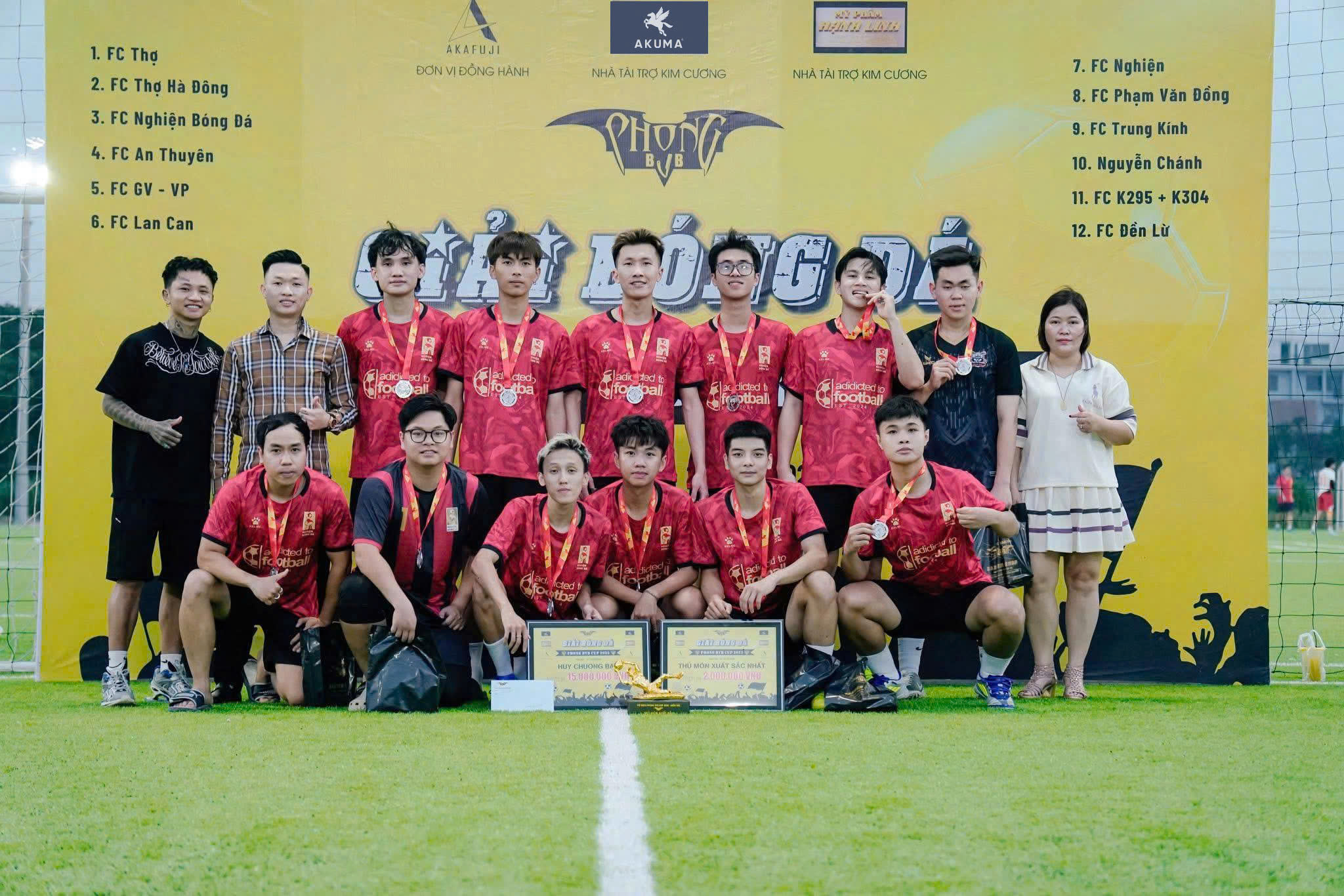 Giải bóng đá Phong BvB cup diễn ra thành công